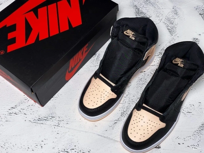 Boostmaster lin Retro Air Black Crimson Tint 555088-081 High 1 Jordan 0823